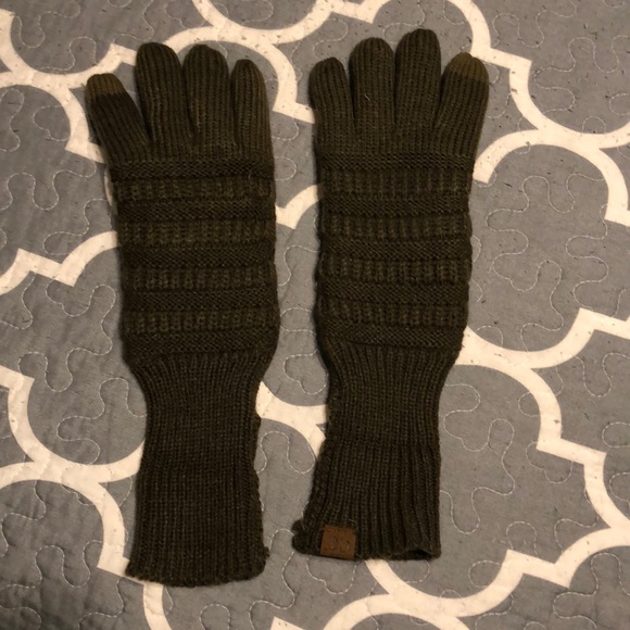 C.C. Gloves - Picture 2 of 2